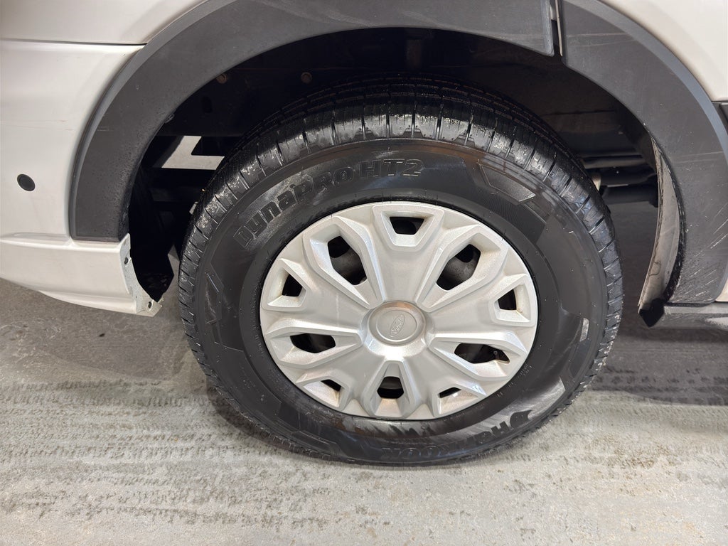 2024 Ford Transit Passenger Wagon XL