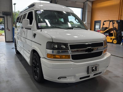2025 Chevrolet Express Cargo 2500 WT