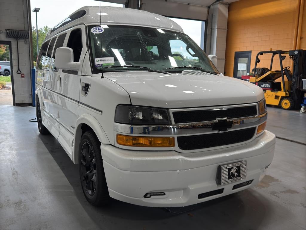 2025 Chevrolet Express Cargo 2500 WT