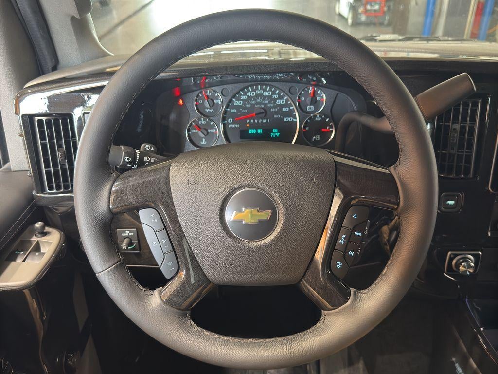 2025 Chevrolet Express Cargo 2500 WT