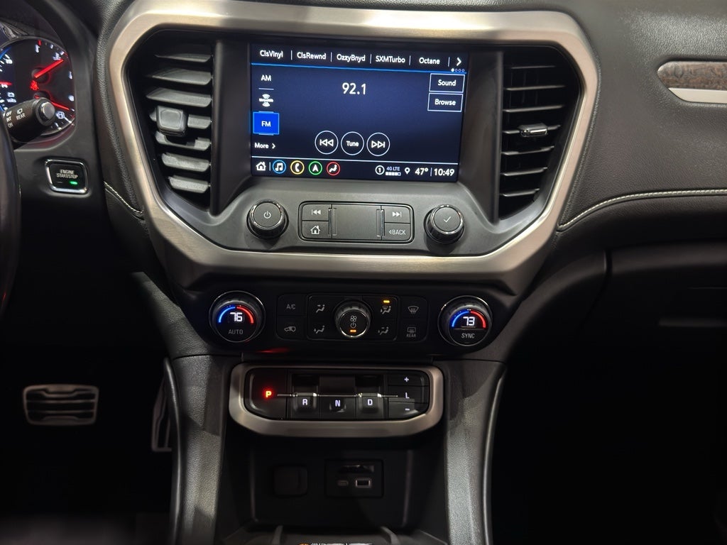 2022 GMC Acadia Denali