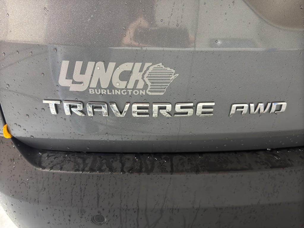 2020 Chevrolet Traverse LT Cloth