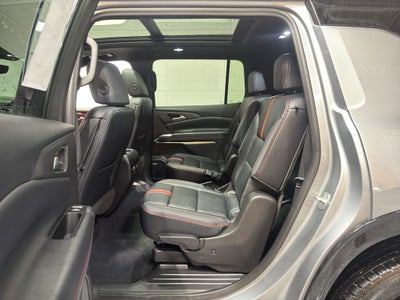 2025 Chevrolet Traverse RS