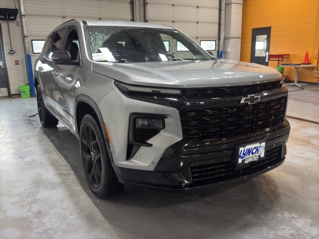 2025 Chevrolet Traverse RS