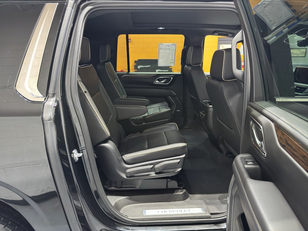 2024 Chevrolet Suburban Premier