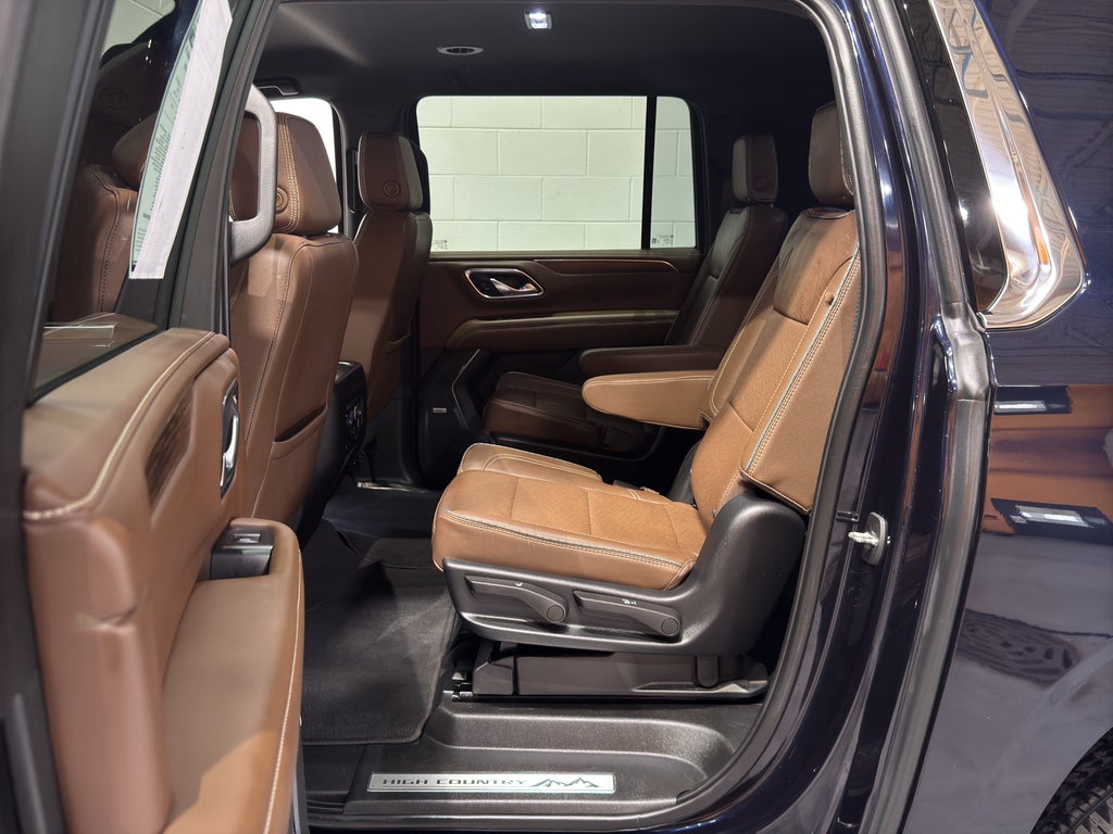 2022 Chevrolet Suburban High Country