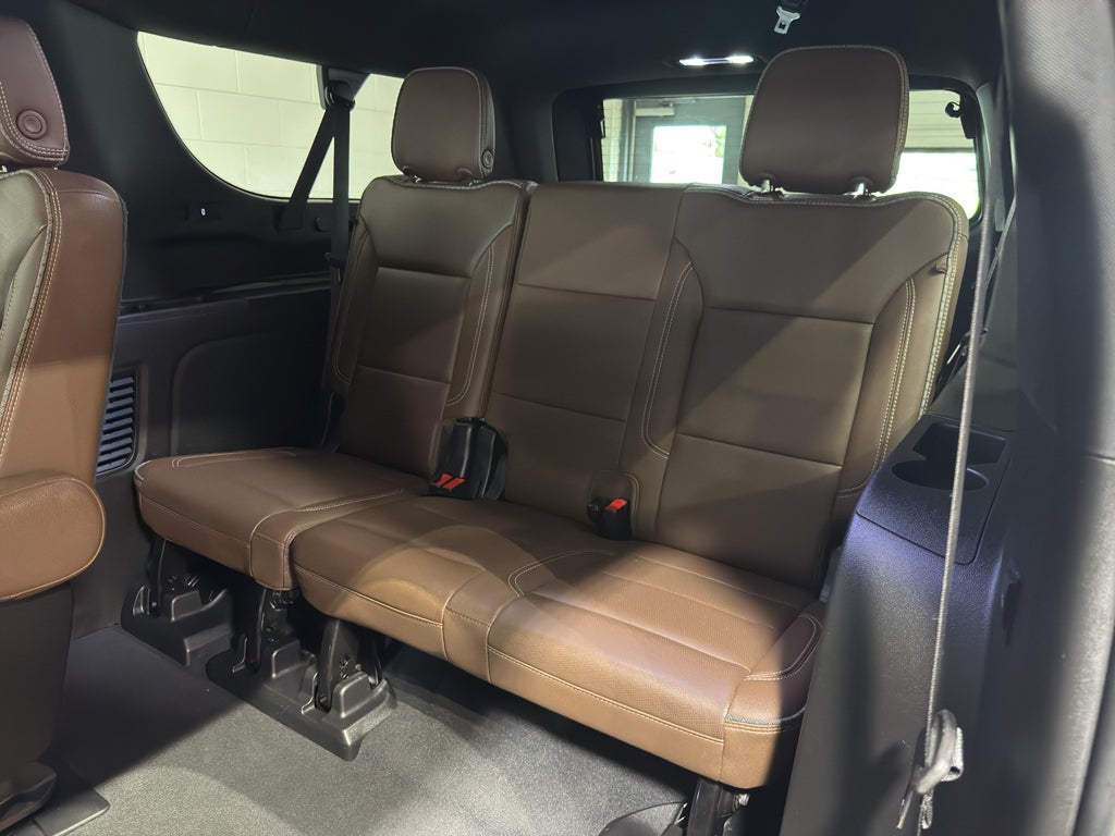 2022 Chevrolet Suburban High Country