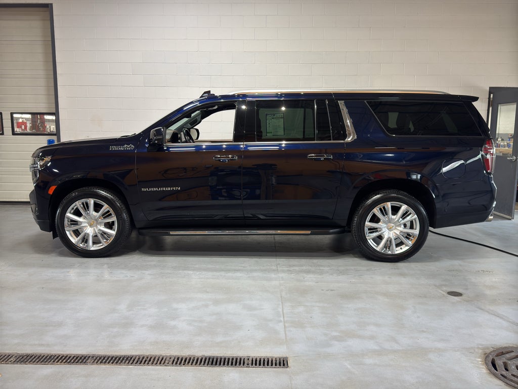 2022 Chevrolet Suburban High Country
