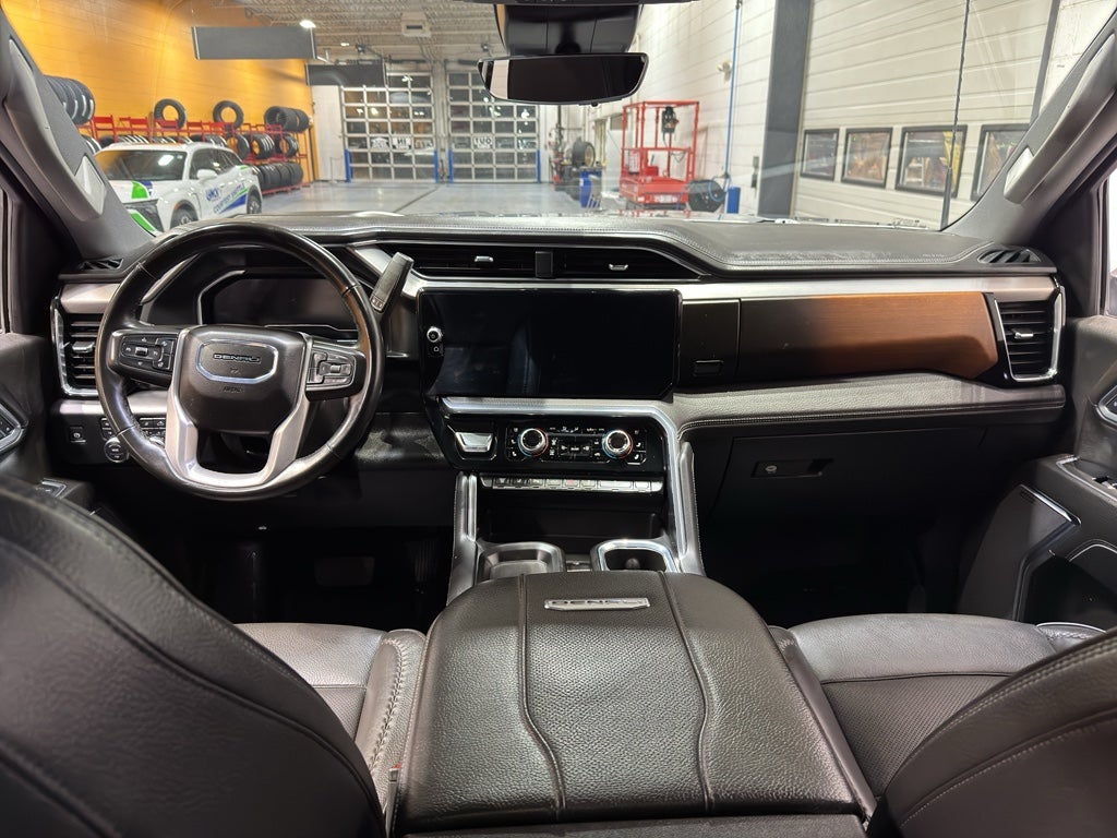 2025 GMC Sierra 3500 HD Denali