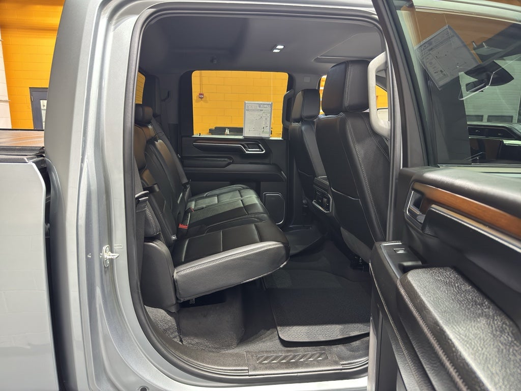 2025 GMC Sierra 3500 HD Denali