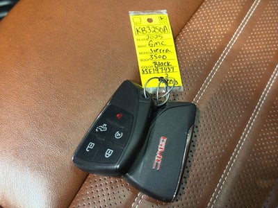 2025 GMC Sierra 3500 HD Denali Ultimate