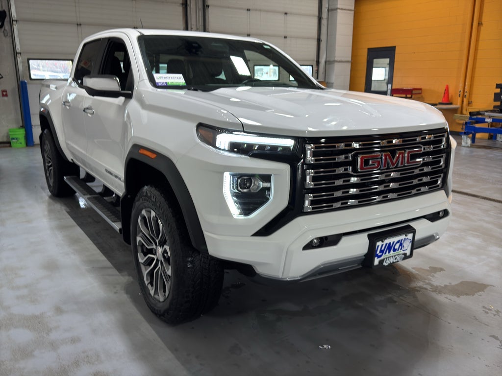 2024 GMC Canyon Denali
