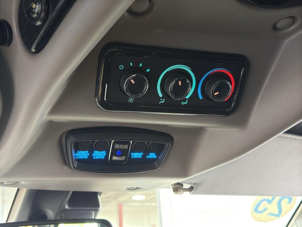 2025 GMC Savana Cargo 2500 Work Van