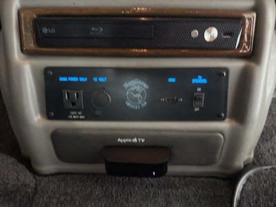 2023 GMC Savana Cargo 2500 Work Van