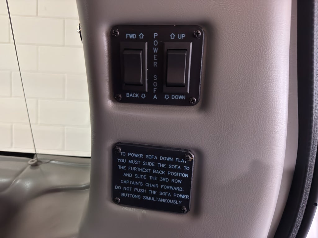 2025 GMC Savana Cargo 2500 Work Van