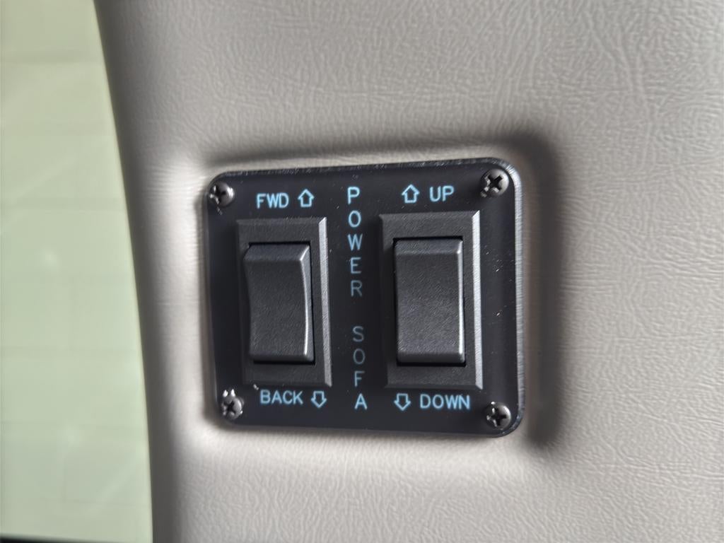 2025 GMC Savana Cargo 2500 Work Van