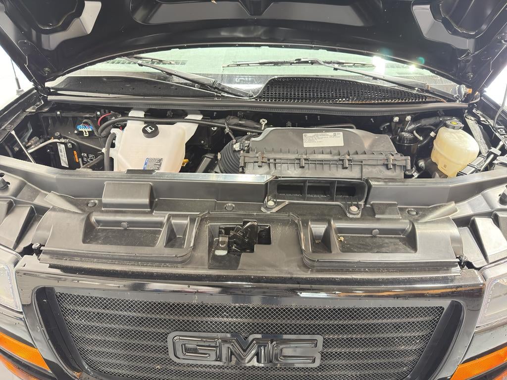 2025 GMC Savana Cargo 2500 Work Van