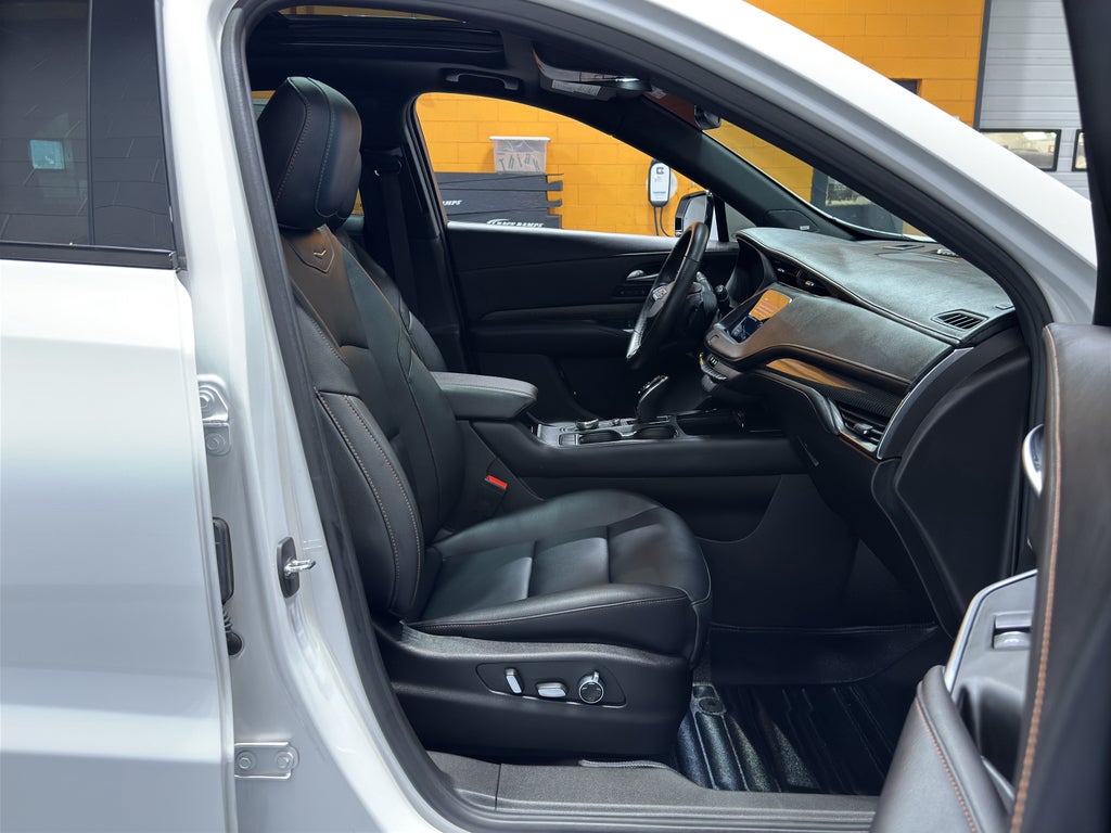 2023 Cadillac XT4 Sport