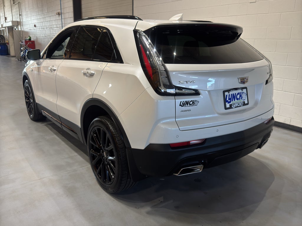 2023 Cadillac XT4 Sport