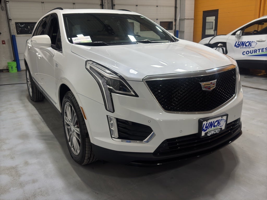 2024 Cadillac XT5 Sport