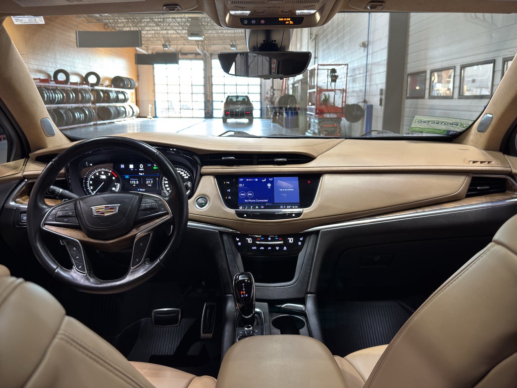 2022 Cadillac XT5 Sport