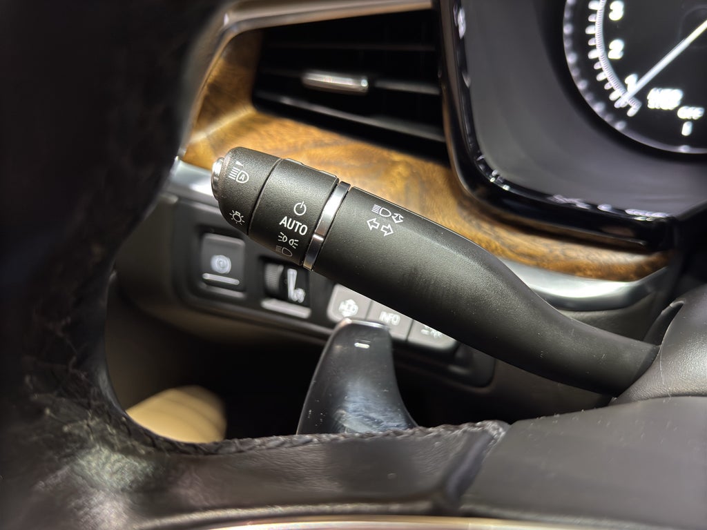 2022 Cadillac XT5 Sport