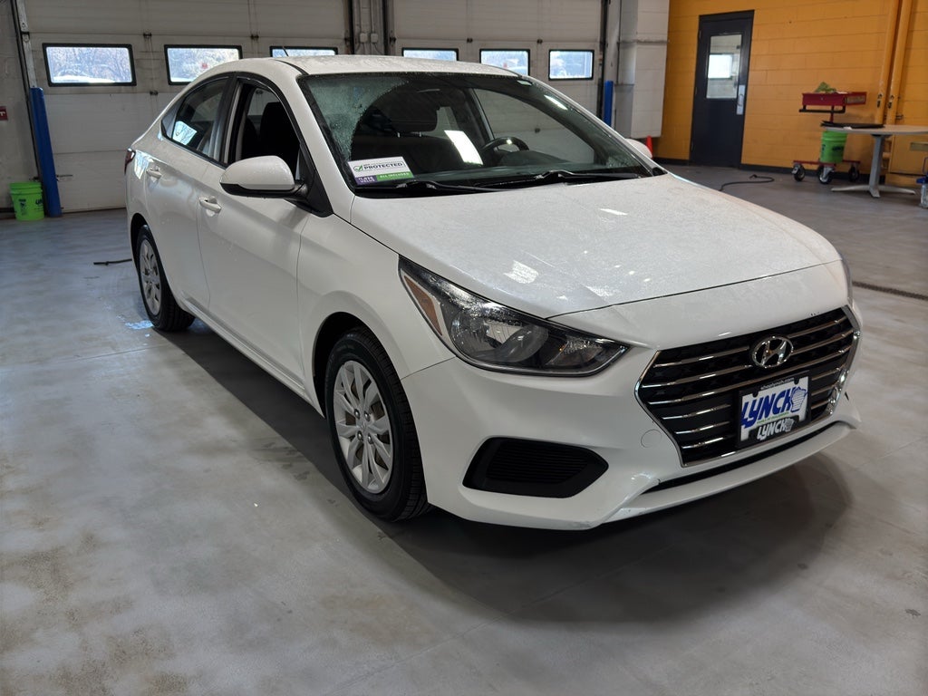 2020 Hyundai Accent SE