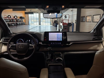 2021 Toyota Sienna Limited