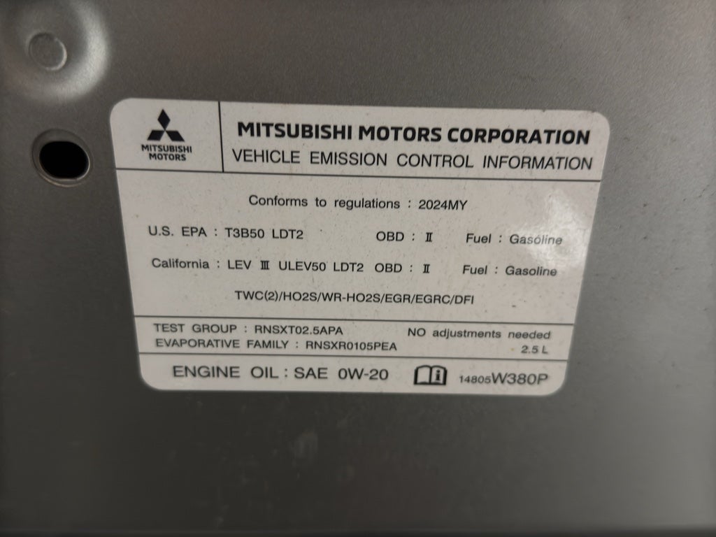 2024 Mitsubishi Outlander SE