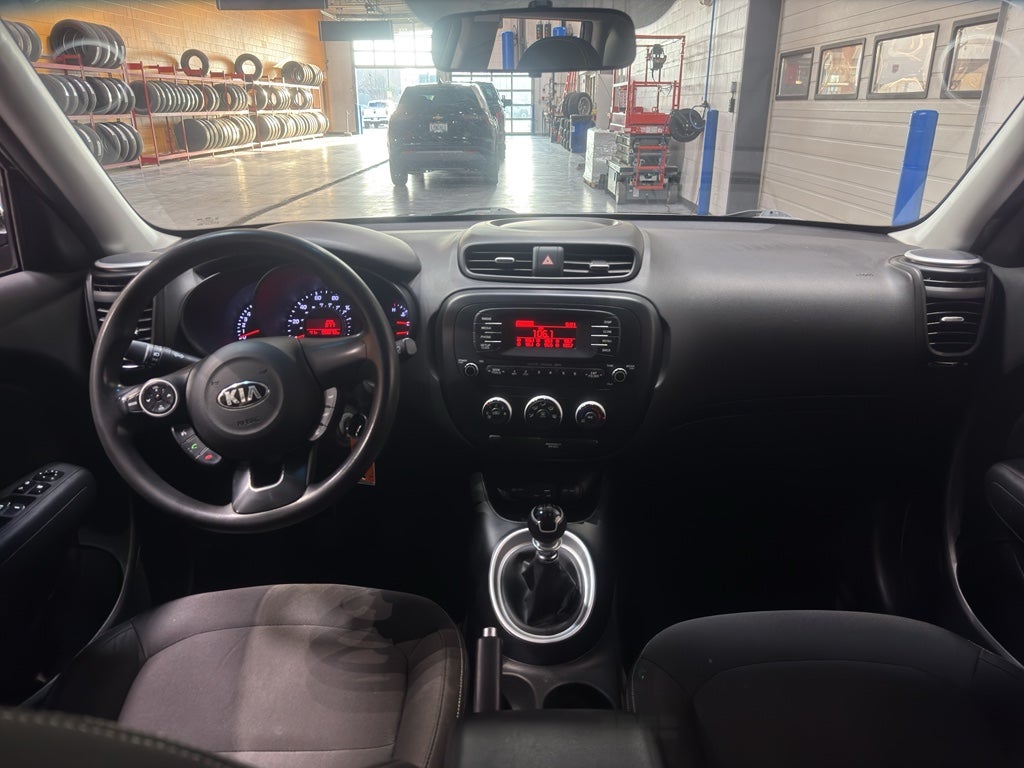 2016 Kia Soul Base