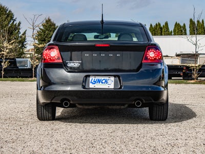 2011 Dodge Avenger Lux