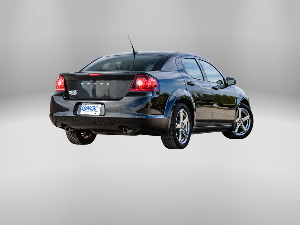 2011 Dodge Avenger Lux