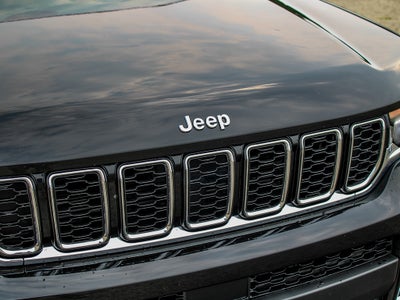 2022 Jeep Grand Cherokee L Limited 4x4
