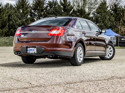 2010 Ford Taurus SE