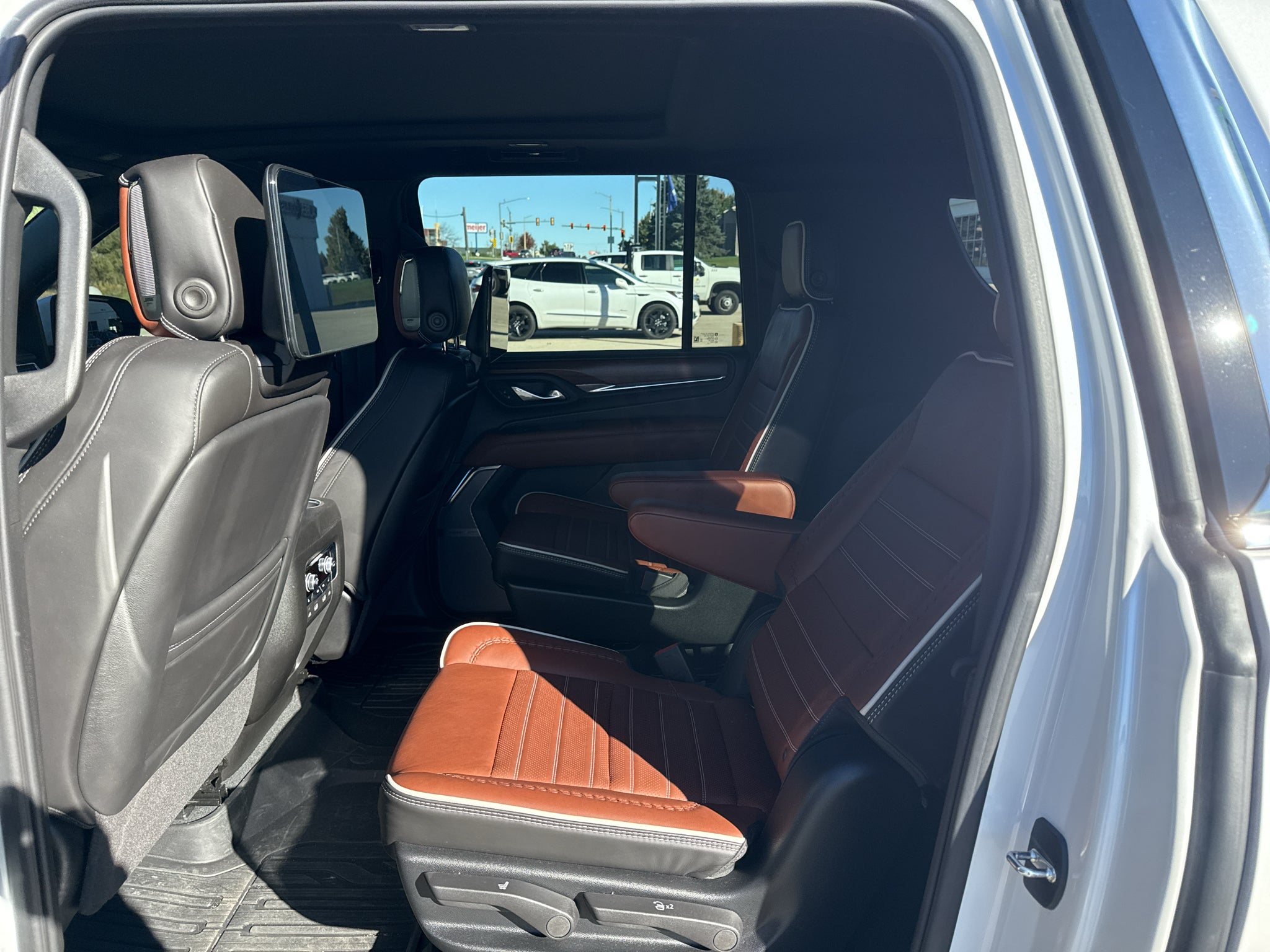 2024 GMC Yukon XL Denali Ultimate