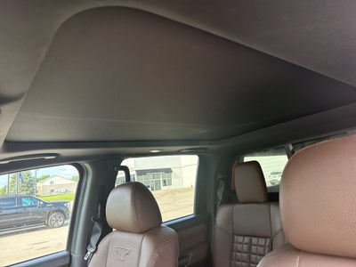 2023 Nissan TITAN Crew Cab Platinum Reserve 4x4