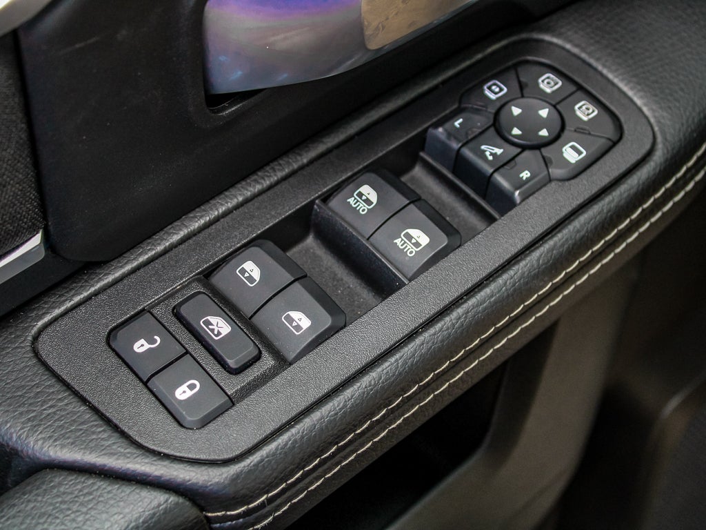 2025 RAM 3500 Big Horn Crew Cab 4x4 6'4" Box