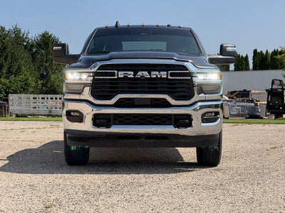 2025 RAM 3500 Big Horn Crew Cab 4x4 6'4" Box