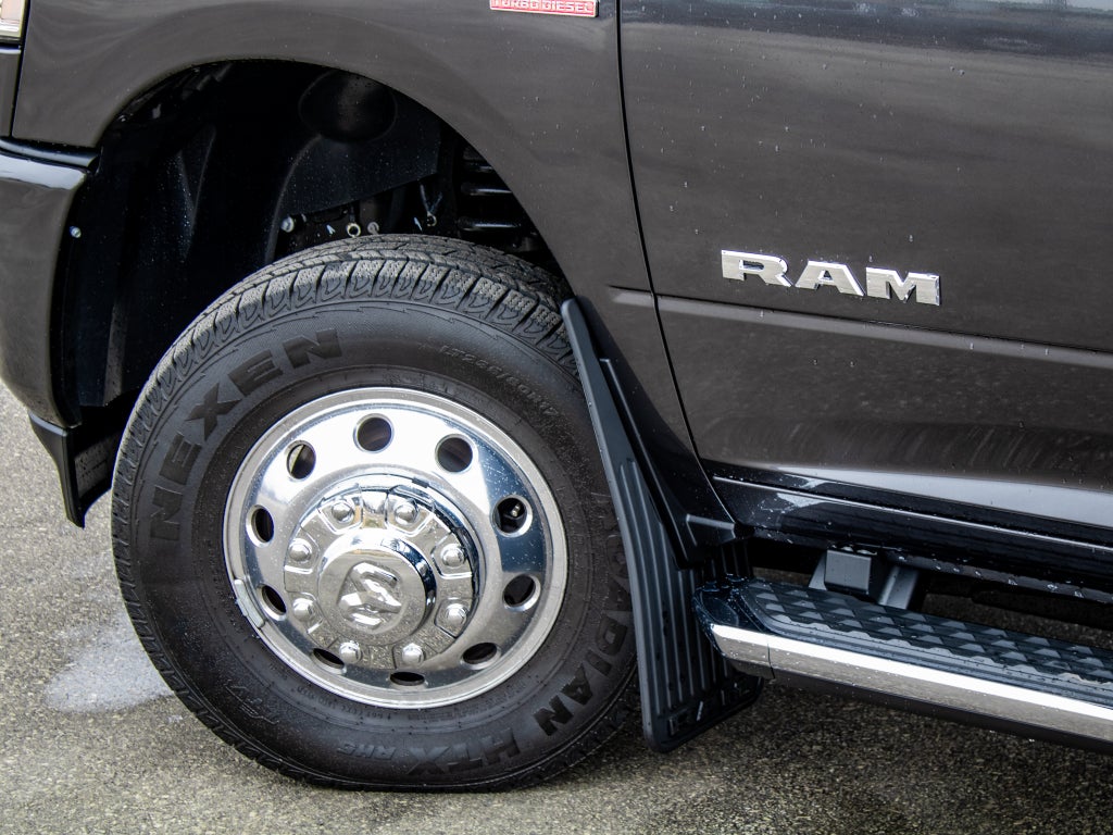 2024 RAM 3500 Big Horn Crew Cab 4x4 8' Box