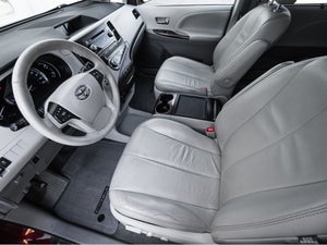 2013 Toyota Sienna XLE AAS