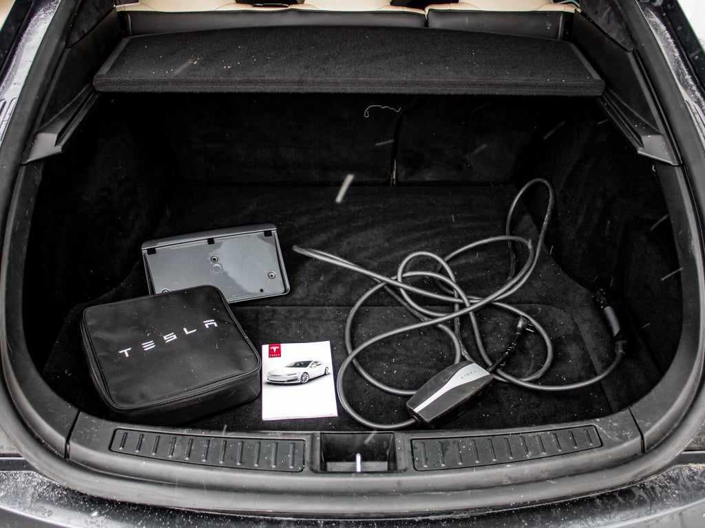 2020 Tesla Model S Long Range