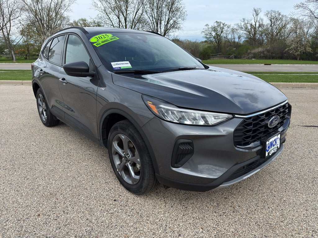 2025 Ford Escape ST-Line