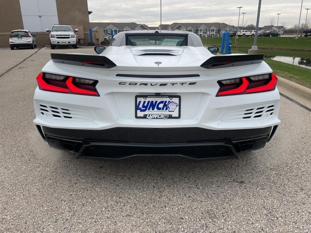 2025 Chevrolet Corvette E-Ray 2LZ