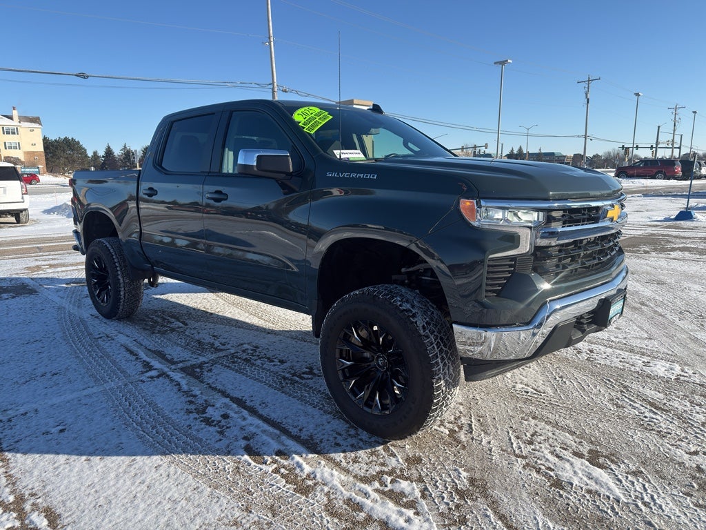2025 Chevrolet Silverado 1500 LT