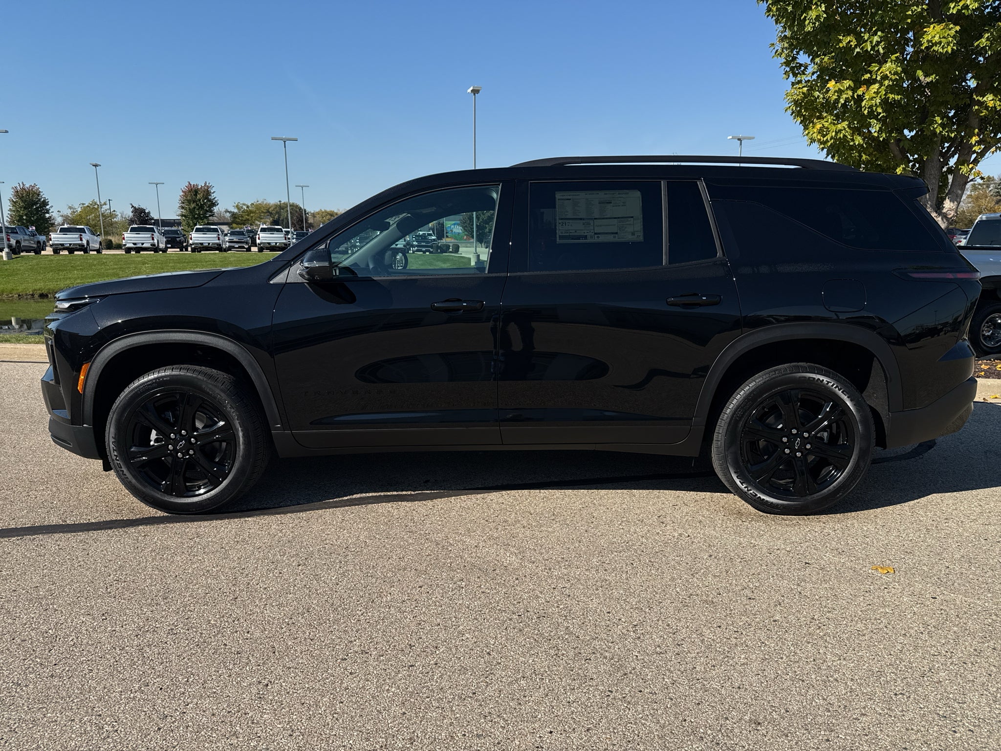 2027 Chevrolet Traverse LT