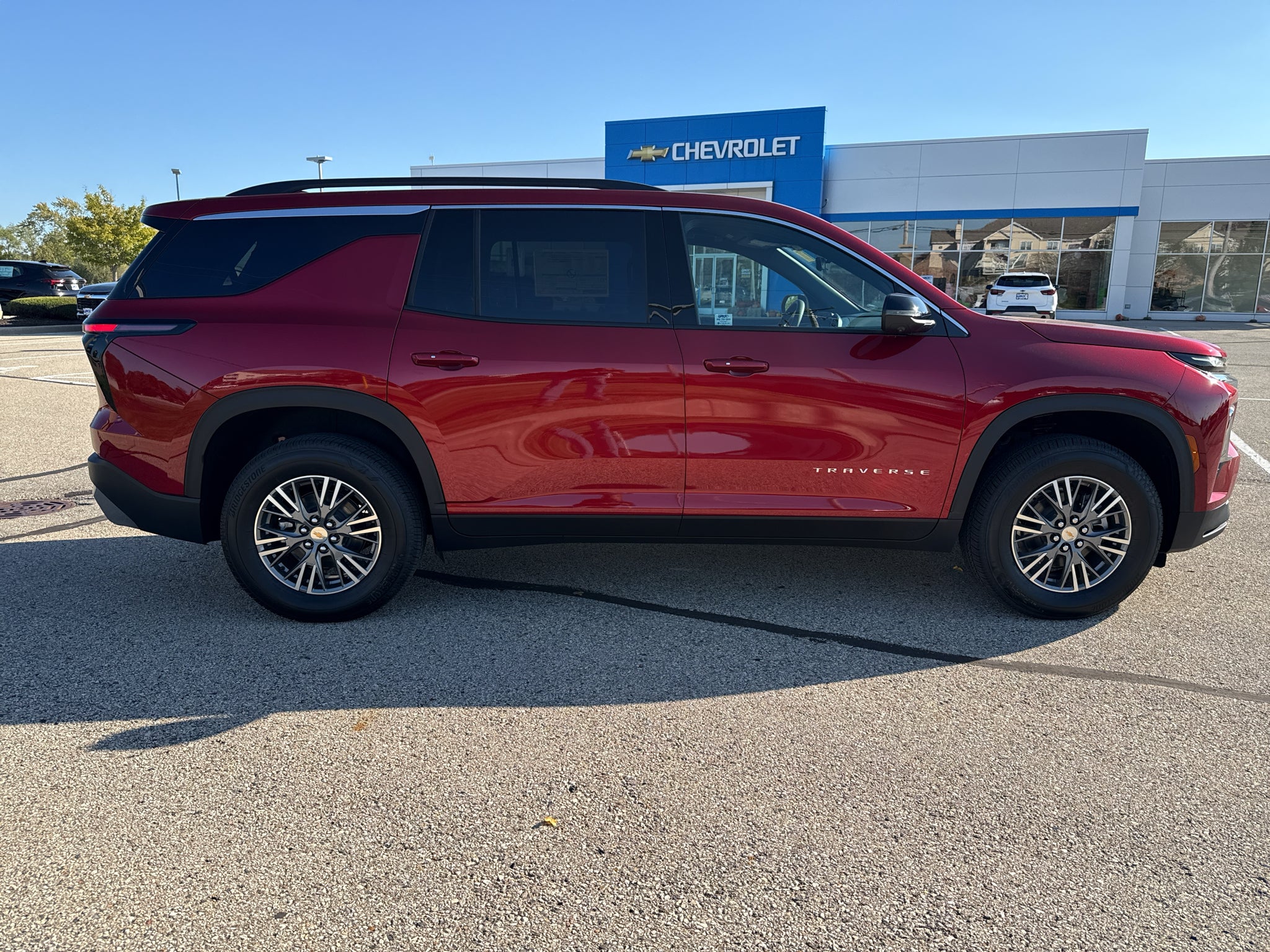 2027 Chevrolet Traverse LT