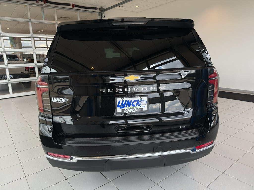 2026 Chevrolet Suburban LT