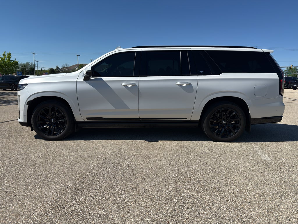 2022 Cadillac Escalade ESV Sport
