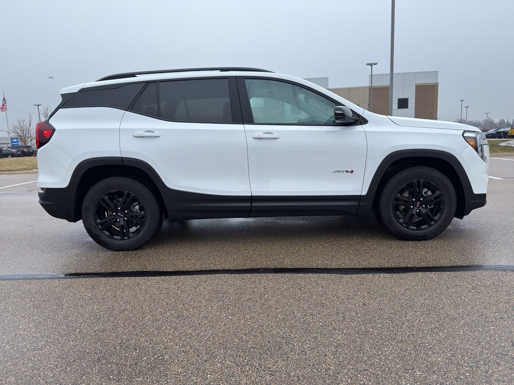 2023 GMC Terrain AT4