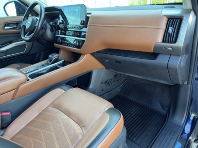 2023 Nissan Pathfinder Platinum